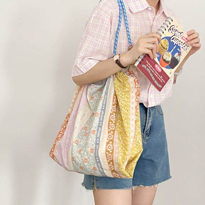 Casualruby © Simple floral casual canvas tote bag - Casualruby