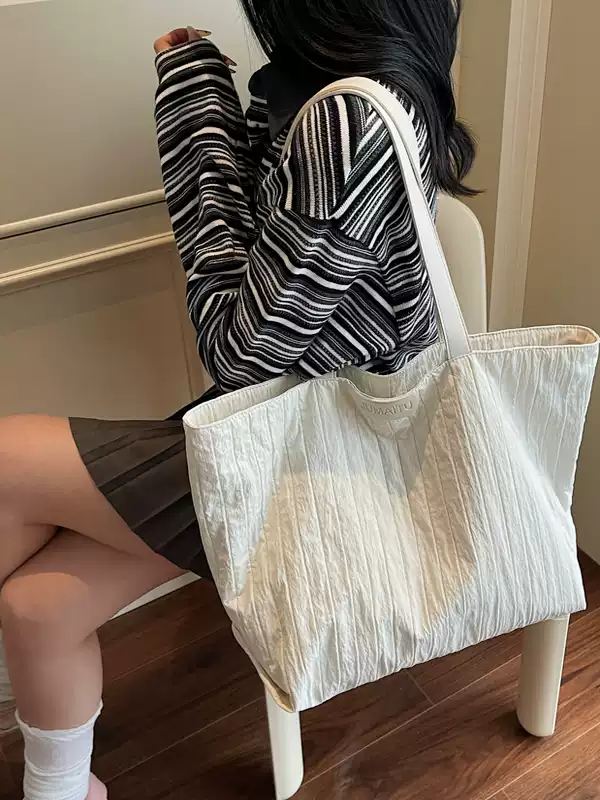 Casualruby© Oversized Canvas Tote Bag for Daily Commute